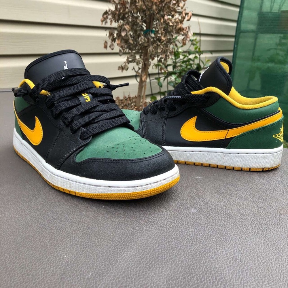 ✅JORDAN 1 LOW-TOPS✅